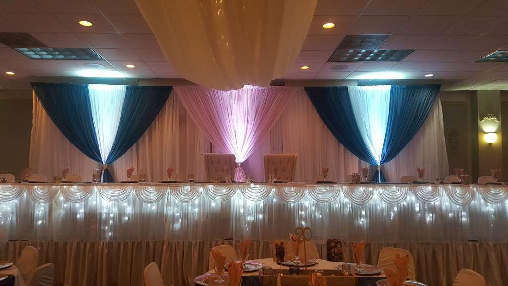 Crookston Inn & Convention Center שירותים תמונה