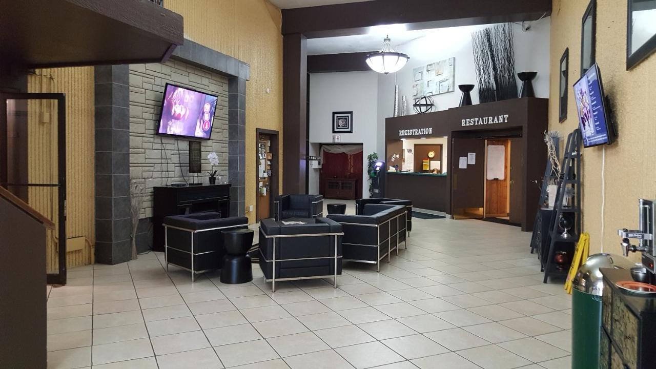 Crookston Inn & Convention Center מראה חיצוני תמונה